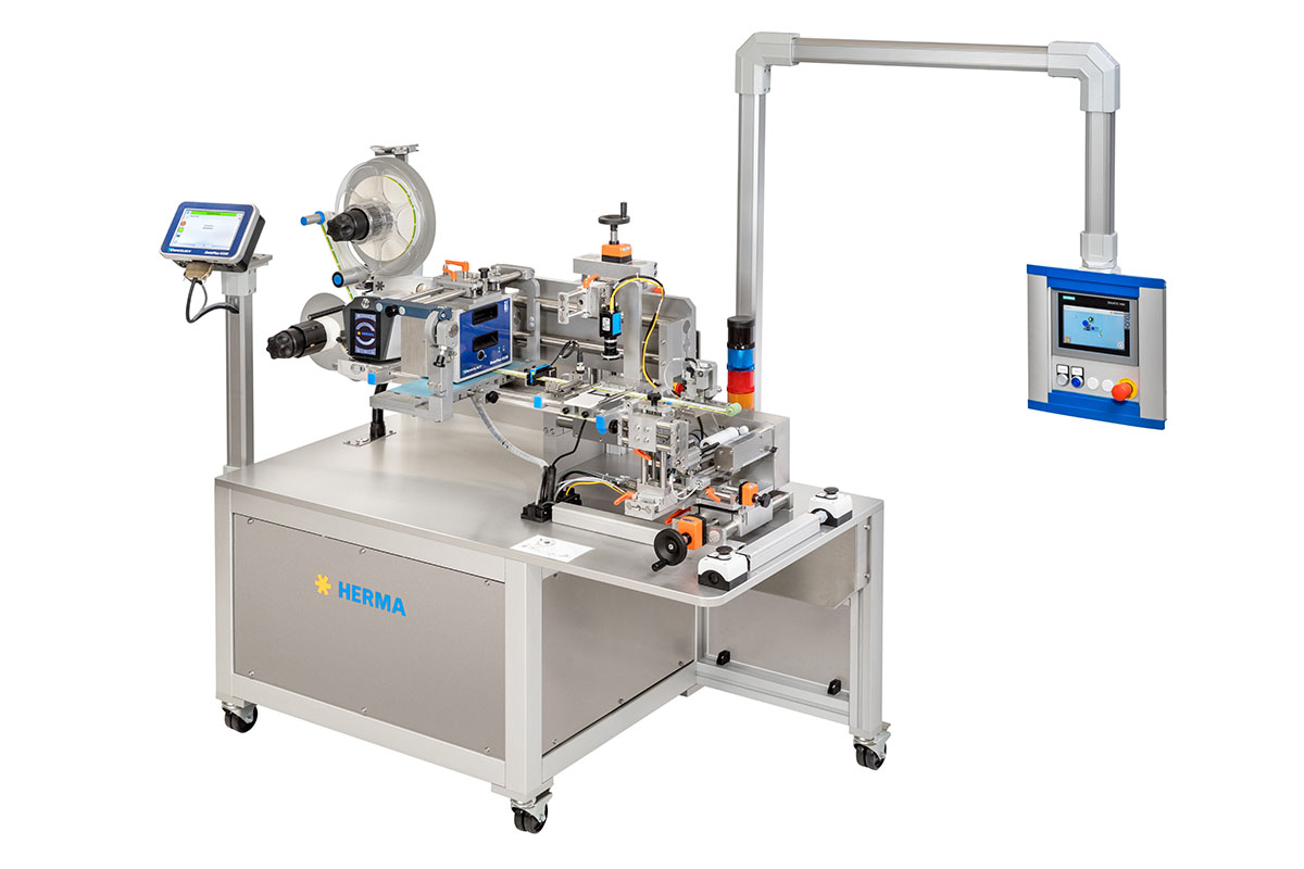Automatische Etikettiermaschine mit Touchscreen-Steuerung, verschiedenen Mechanismen zur Etikettierung und einem stabilen Metallgehäuse.