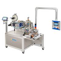 Automatische Etikettiermaschine mit Bedienfeld und verschiedenen mechanischen Komponenten zur Etikettierung von Produkten.